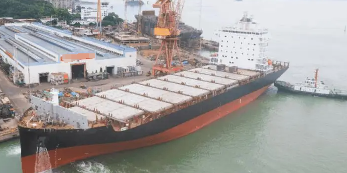 好新闻！厦船重工交付1800TEU集装箱船，，扬子江船业再获集装箱船订单