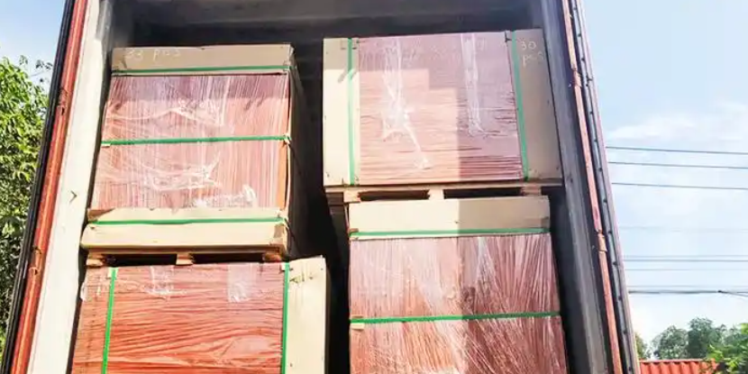 地板和地板砖可以通过集装箱海运运输吗，，需要哪些特殊处理？？？